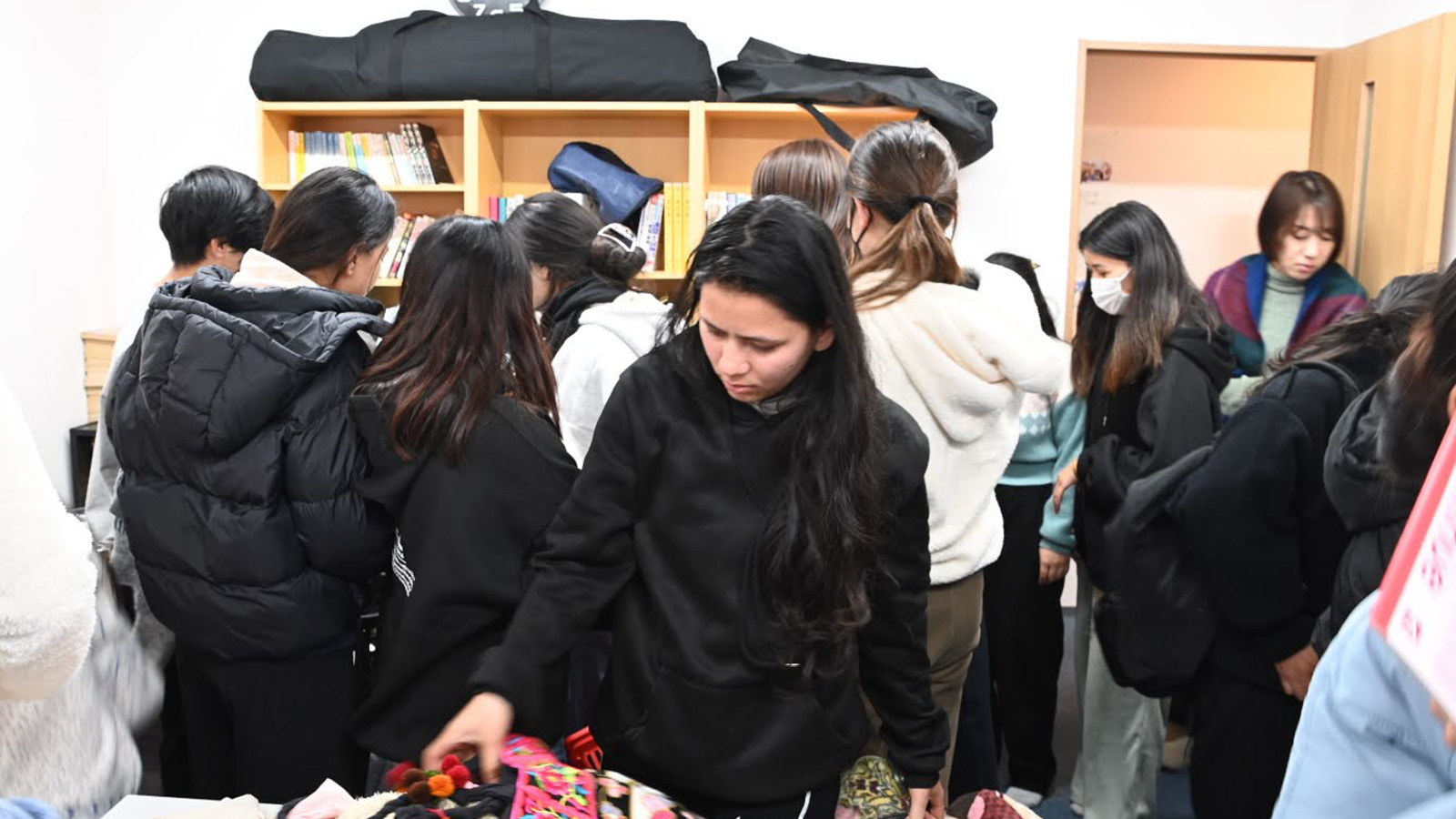 フリーマーケット フォト1（仮画像）